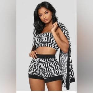 New Fashion Nova 3 piece short set 2x